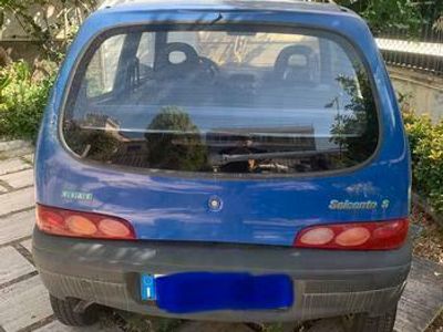 usata Fiat 600 cilindrata 1.1 65000 km con SERVOSTERZO