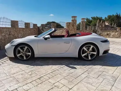 Usata Porsche 911 Carrera Cabriolet 385 CV (283 kW) 2020 Bianco Cabrio