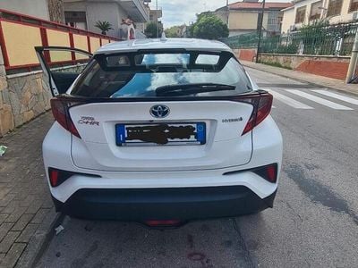 Usata Toyota C-HR 116 CV (85 kW) 2020 Bianco SUV