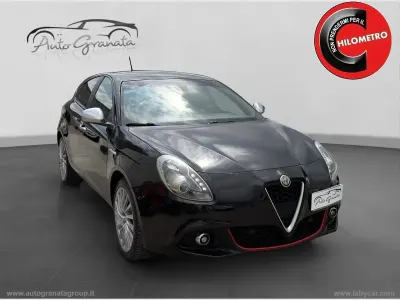 Usata Alfa Romeo Giulietta Super 120 CV (88 kW) 2018 Gray Utilitaria