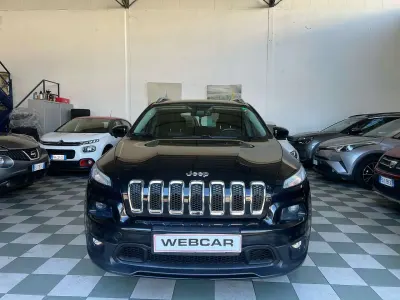 Second-hand Jeep Cherokee