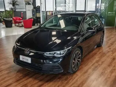 Usata VW Golf VIII Style 150 CV (110 kW) 2025 Nero Berlina