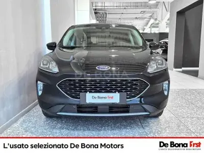 Usata Ford Kuga Titanium 120 CV (88 kW) 2021 Nero SUV