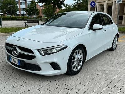Usata Mercedes A180 136 CV (100 kW) 2019 Berlina