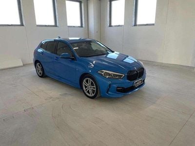 Usata BMW 118 M Sport 150 CV (110 kW) 2022 Blu/azzurro Utilitaria