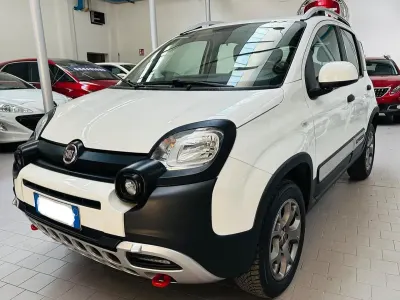 Begagnad Fiat Panda Cross Cross 80 HK (58 kW) 2014 Vit Halvkombi