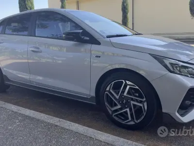Usata Hyundai i20 N Line 100 CV (73 kW) 2025 Grigio Utilitaria