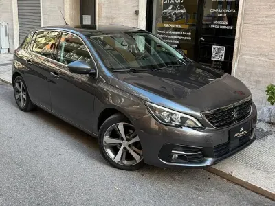 Usata Peugeot 308 131 CV (96 kW) 2018 Grigio Berlina