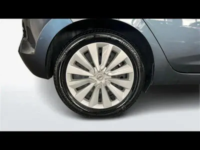 Usata Nissan Micra 92 CV (67 kW) 2021 Blu scuro Utilitaria
