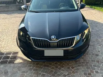 Usata Skoda Octavia Ambition 116 CV (85 kW) 2019 Nero Station wagon