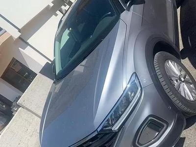 Usata VW T-Roc 110 CV (80 kW) 2023 Grigio SUV