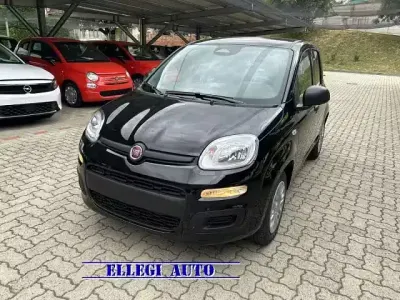 Nuova Fiat Panda 69 CV (50 kW) 2025 Nero Berlina