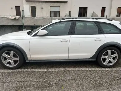 Usata Audi A6 Allroad Business 204 CV (150 kW) 2012 Bianco Station wagon