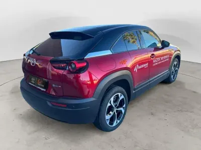 Usata Mazda MX30 170 CV (125 kW) 2024 Premium soul red crystal multi tone SUV
