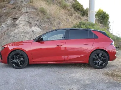 Usata Opel Astra S 131 CV (96 kW) 2024 Utilitaria