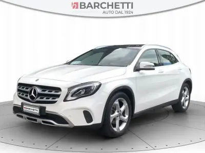 Begagnad Mercedes GLA200 Premium 136 HK (100 kW) 2018 Vit SUV
