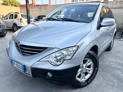 Usata Ssangyong (KGM) Actyon 141 CV (103 kW) 2008 Argento SUV