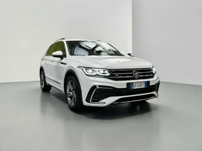 Usata VW Tiguan R-line 150 CV (110 kW) 2022 Bia SUV