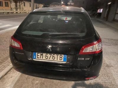 Usata Peugeot 508 SW 140 CV (102 kW) 2012 Nero Station wagon