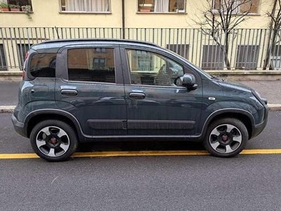 Usata Fiat Panda 69 CV (50 kW) 2023 Verde Berlina