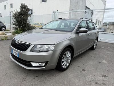 Usata Skoda Octavia 90 CV (66 kW) 2016 Grigio Utilitaria