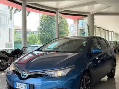 Usata Toyota Auris Touring Sports