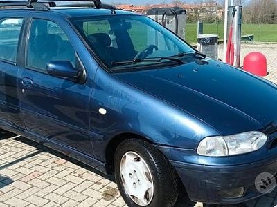 Occasion Fiat Palio Weekend 63 ch (46 kW) 2001 Bleue Break