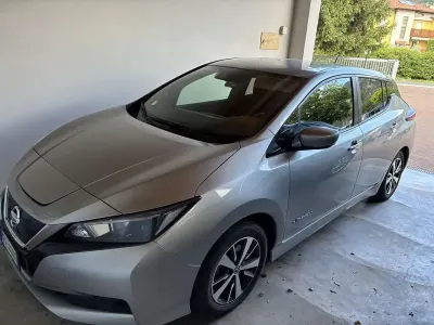 Usata Nissan Leaf Visia+ 89 kW (122 CV) 2019 Utilitaria