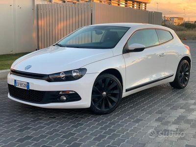 usata VW Scirocco 2.0 Tdi 140cv Dsg