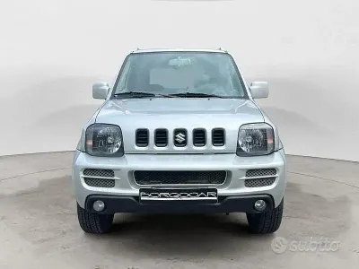 Usata Suzuki Jimny 86 CV (63 kW) 2006 Grigio SUV