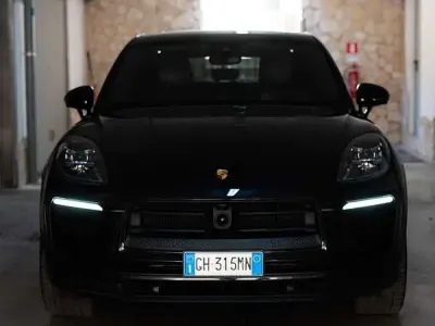 Usata Porsche Macan 265 CV (194 kW) 2021 Nero SUV