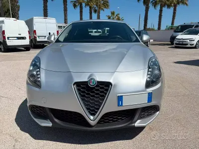 Usata Alfa Romeo Giulietta Business 120 CV (88 kW) 2018 Grigio Utilitaria