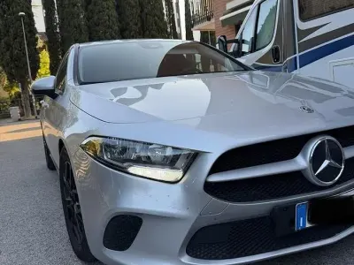 Usata Mercedes A160 95 CV (69 kW) 2021 Grigio Utilitaria
