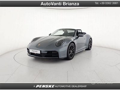 Nuova Porsche 911 Carrera Cabriolet 394 CV (289 kW) 2025 Grigio Cabrio