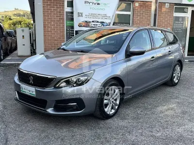 Usata Peugeot 308 Business-Line 131 CV (96 kW) 2018 Grigio Station wagon