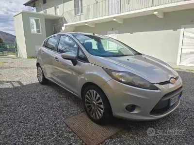 Usata Ford Fiesta 68 CV (50 kW) 2010 Berlina