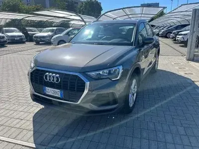 Usata Audi Q3 Business 245 CV (180 kW) 2021 Grigio scuro SUV