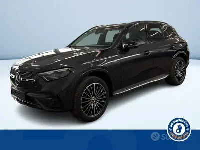 Uusi Mercedes GLC300e AMG 2026 Musta Katumaasturi