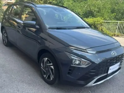 Usata Hyundai Bayon 84 CV (61 kW) 2022 Grigio scuro SUV