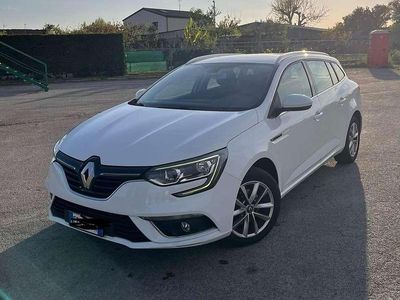 Usata Renault Mégane IV Zen 110 CV (80 kW) 2018 Bianco Station wagon