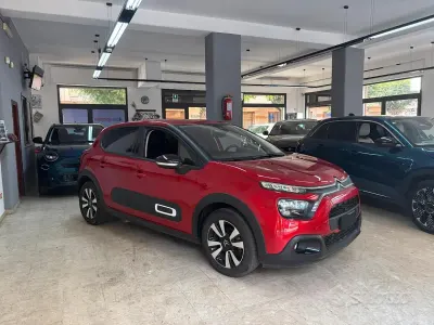 Usata Citroën C3 PureTech 110 CV (80 kW) 2024 Rosso Utilitaria