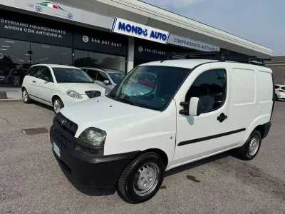 Usata Fiat Doblò 101 CV (74 kW) 2002 Bianco Monovolume