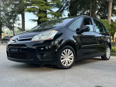 Begagnad Citroën C4 Picasso 109 HK (80 kW) 2009 Svart Minibuss