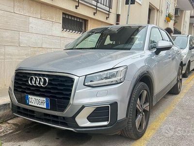 Usata Audi Q2 Admired 116 CV (85 kW) 2020 Grigio SUV