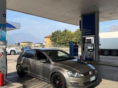 Usata VW Golf VII 110 CV (80 kW) 2014 Grigio Berlina