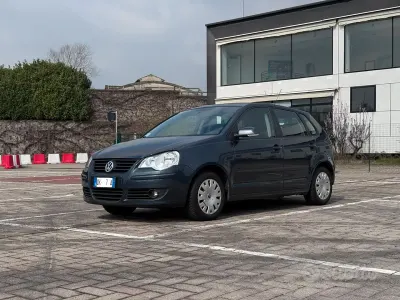 Occasion VW Polo 80 ch (58 kW) 2007 Gris Citadine