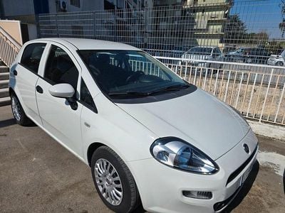 Usata Fiat Punto Street 95 CV (69 kW) 2018 Bianco Utilitaria