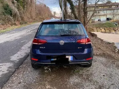 Usata VW Golf VII Highline 116 CV (85 kW) 2019 Berlina