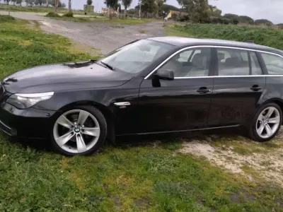 Usata BMW 530 235 CV (172 kW) 2008 Nero Station wagon