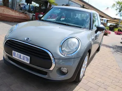 Usata Mini Cooper D 95 CV (69 kW) 2017 Grigio Utilitaria
